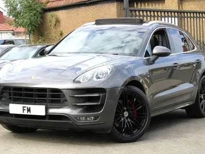 Used Porsche Macan Turbo 400 HP (294 kW) 2014 Grey SUV