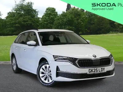 Używany Skoda Octavia SE Technology 113 KM (83 kW) 2025 Biały Kombi