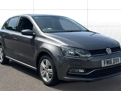 Usado VW Polo Match 90 HP (66 kW) 2016 Cinzento Citadino