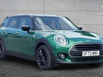 Used Mini Cooper Clubman Classic 134 HP (98 kW) 2023 Green Estate