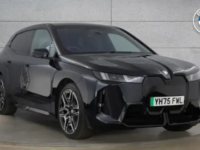 Usado BMW iX M Sport 295 kW (402 HP) 2025 Preto SUV