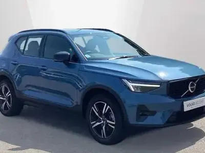 Usado Volvo XC40 Plus 161 HP (118 kW) 2024 SUV