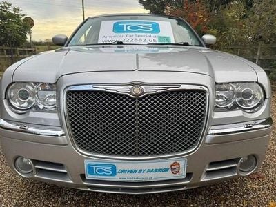 Silver Used 2009 Chrysler 300C Touring Estate | £5,995 (Expensive)