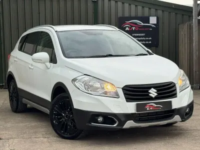 Used Suzuki SX4 S-Cross SZ4 120 HP (88 kW) 2014 White Hatchback