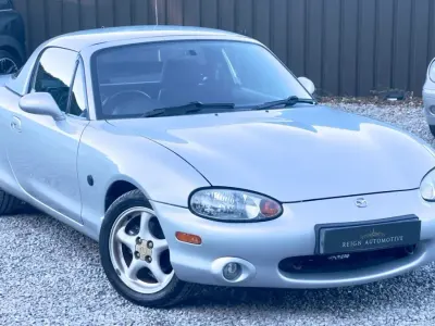 Begagnad Mazda MX5 140 HK (102 kW) 1998 Silver Cab