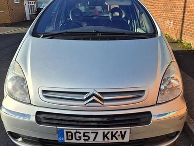 Used Citroën Xsara Picasso 92 HP (67 kW) 2007 Silver MPV