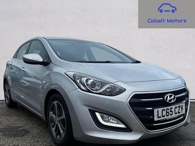 Used Hyundai i30 SE 120 HP (88 kW) 2015 Silver Hatchback