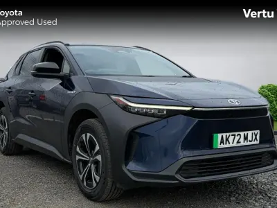 Usado Toyota bZ4X 150 kW (204 HP) 2022 Azul SUV