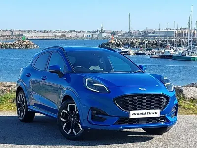 Usado Ford Puma ST-Line X 155 HP (114 kW) 2020 Azul SUV