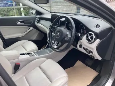 Used Mercedes GLA200 Executive 156 HP (114 kW) 2018 Grey SUV