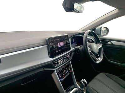 Used VW T-Roc Life 147 HP (108 kW) 2023 Silver SUV