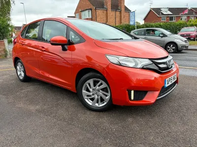 Used Honda Jazz SE 102 HP (75 kW) 2015 Orange Hatchback