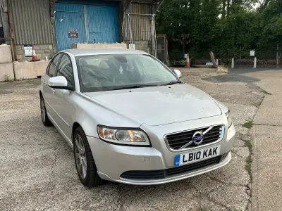 Used Volvo S40 SE 2010 Silver Sedan
