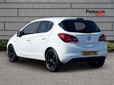 Used Vauxhall Corsa 88 HP (64 kW) 2019 White Hatchback