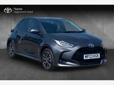Used Toyota Yaris Hybrid Design 116 HP (85 kW) 2023 Grey Hatchback