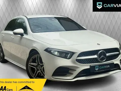 Usado Mercedes A250 AMG line 224 HP (164 kW) 2018 Branco Citadino