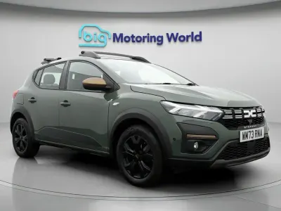 Używany Dacia Sandero Extreme 90 KM (66 kW) 2023 Zielony Hatchback