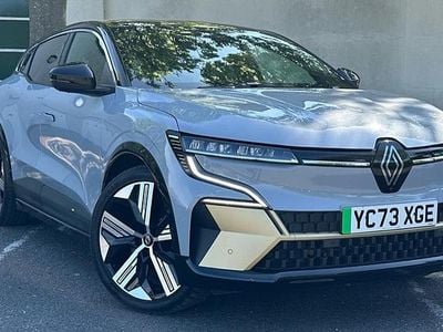 Begagnad Renault Megane E-Tech Iconic 159 kW (217 HK) 2023 Grå Halvkombi
