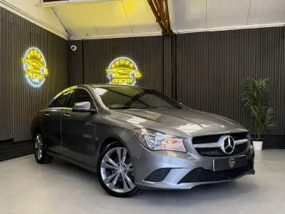 Usado Mercedes CLA200 136 HP (100 kW) 2016 Cinzento Coupé
