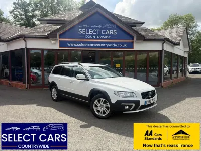 Used Volvo XC70 SE 220 HP (161 kW) 2015 White Estate