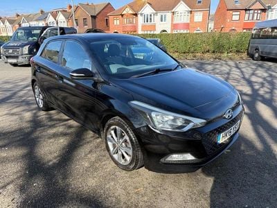 Used Hyundai i20 SE 84 HP (61 kW) 2015 Black Hatchback