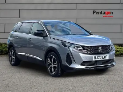 Usado Peugeot 5008 GTi 130 HP (95 kW) 2023 Cinzento SUV