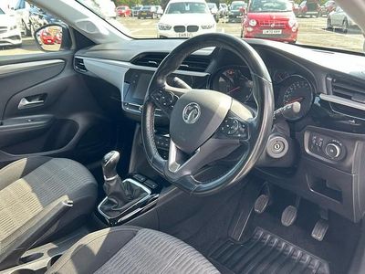 Używany Vauxhall Corsa 75 KM (55 kW) 2019 Biały Hatchback