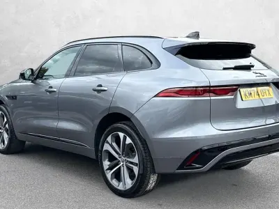 Second-hand Jaguar F-Pace R-Dynamic 204 CP (150 kW) 2024 Gri SUV