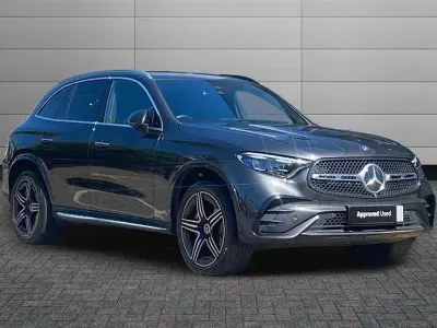 Begagnad Mercedes GLC300e AMG Line Premium 313 HK (230 kW) 2023 Grå Kombi
