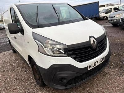 White Used 2017 Renault Trafic Business MPV | £4,495 (Fair price)