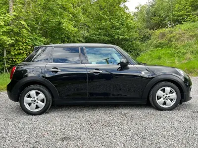 Usado Mini Cooper Classic 2019 Negro Utilitario