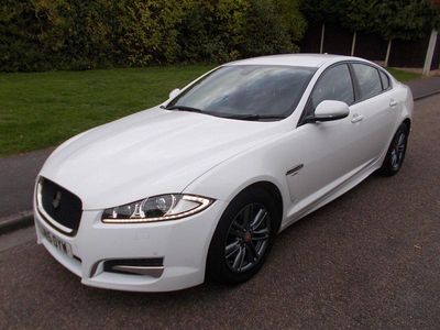 White Used 2015 Jaguar XF R-Sport Sedan | £5,490 (Fair price)