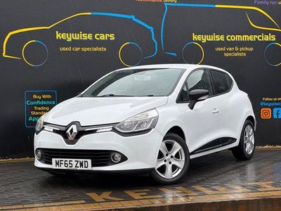 Used Renault Clio IV Dynamique 2015 White Hatchback