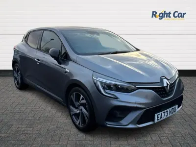 Używany Renault Clio V RS Line 90 KM (66 kW) 2023 Szary Hatchback