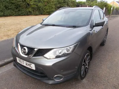 Used Nissan Qashqai Tekna 130 HP (95 kW) 2017 Grey SUV