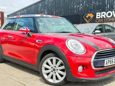 Used Mini Cooper D Hatch 116 HP (85 kW) 2017 Red Hatchback