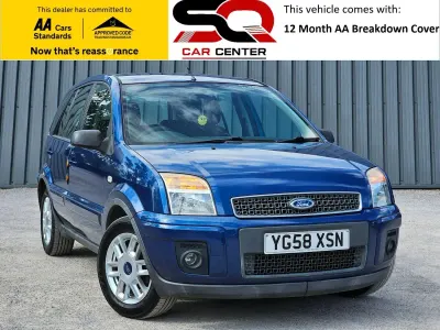 Used Ford Fusion Zetec 2008 Blue Hatchback