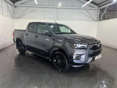 Used Toyota HiLux 204 HP (150 kW) 2021 Grey Pickup