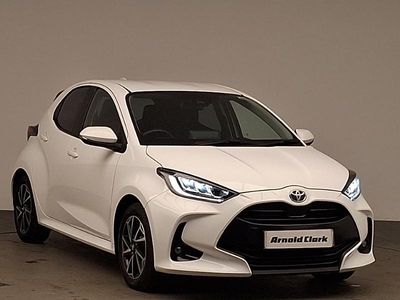 Second-hand Toyota Yaris Hybrid Design 116 CP (85 kW) 2022 Alb Hatchback