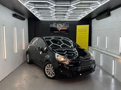Black Used 2012 Kia Rio Hatchback | £2,800 (Fair price)