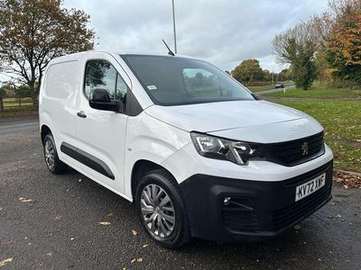 White Used 2022 Peugeot Partner MPV | £8,695 (Good price)