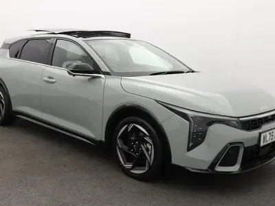 Used Kia K4 GT-Line S 115 HP (84 kW) 2026 Green Hatchback