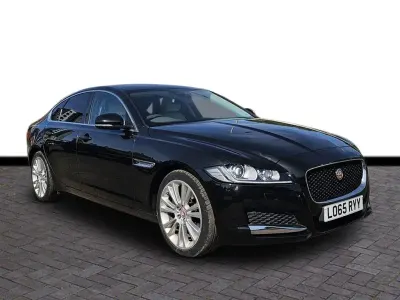 Used Jaguar XF Portfolio 180 HP (132 kW) 2015 Black Sedan