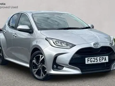 Used Toyota Yaris Design 116 HP (85 kW) 2025 Silver Hatchback