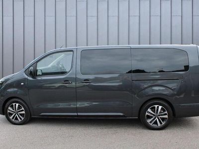 Peugeot e-Traveller