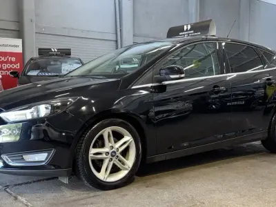Used Ford Focus Titanium 125 HP (91 kW) 2015 Black Hatchback