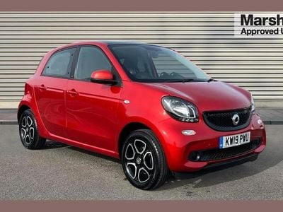 Used Smart ForFour Premium 90 HP (66 kW) 2019 Red Hatchback