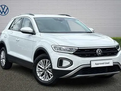 Used VW T-Roc Life 115 HP (84 kW) 2024 White SUV