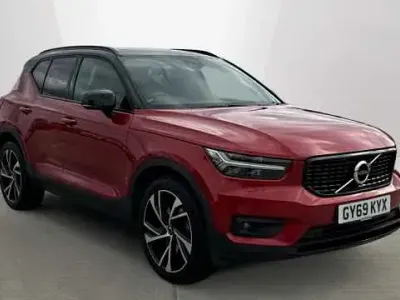 Used Volvo XC40 R-Design Pro 247 HP (181 kW) 2019 Red SUV