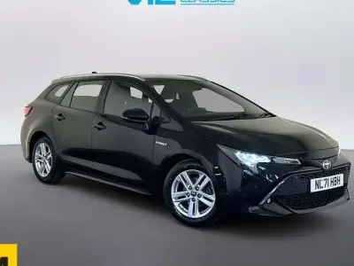 Usado Toyota Corolla 122 HP (89 kW) 2021 Preto Carrinha